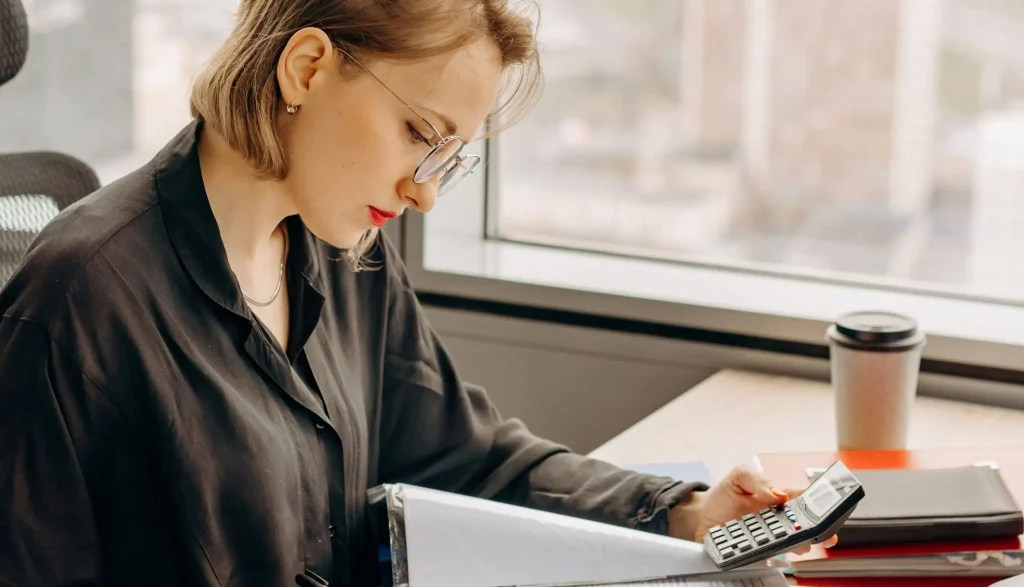 Benefits of Outsourcing Bookkeeping for Your UK Business